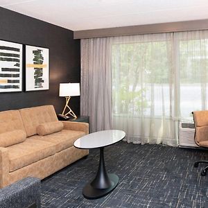 Executive King Suite